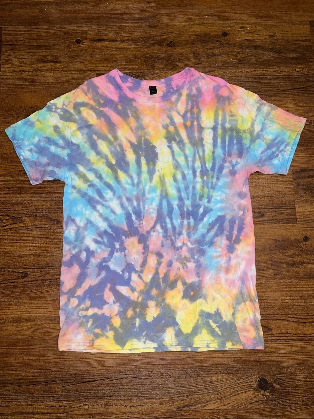 Gildan Tie-Dye Short Sleeve Tee in Pastel Rainbow